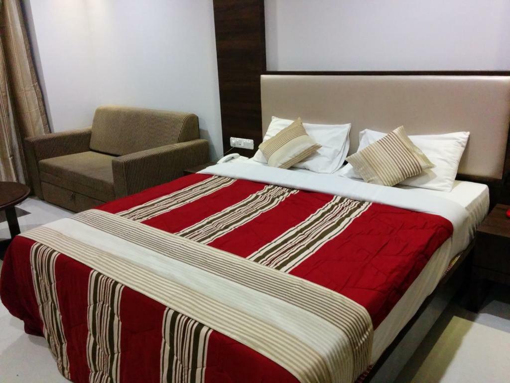 Usha Ascot Otel Matheran Dış mekan fotoğraf