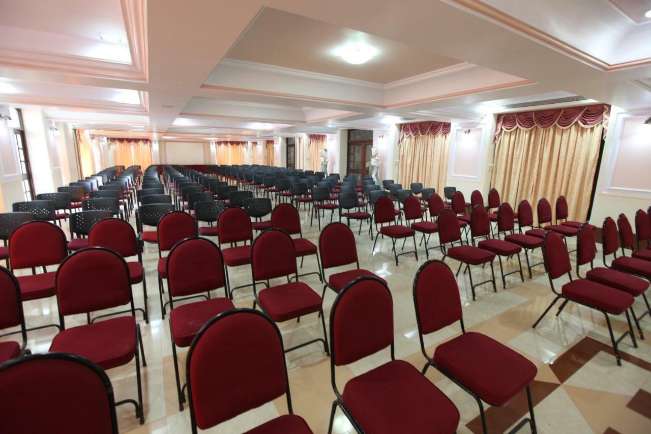 Usha Ascot Otel Matheran Dış mekan fotoğraf