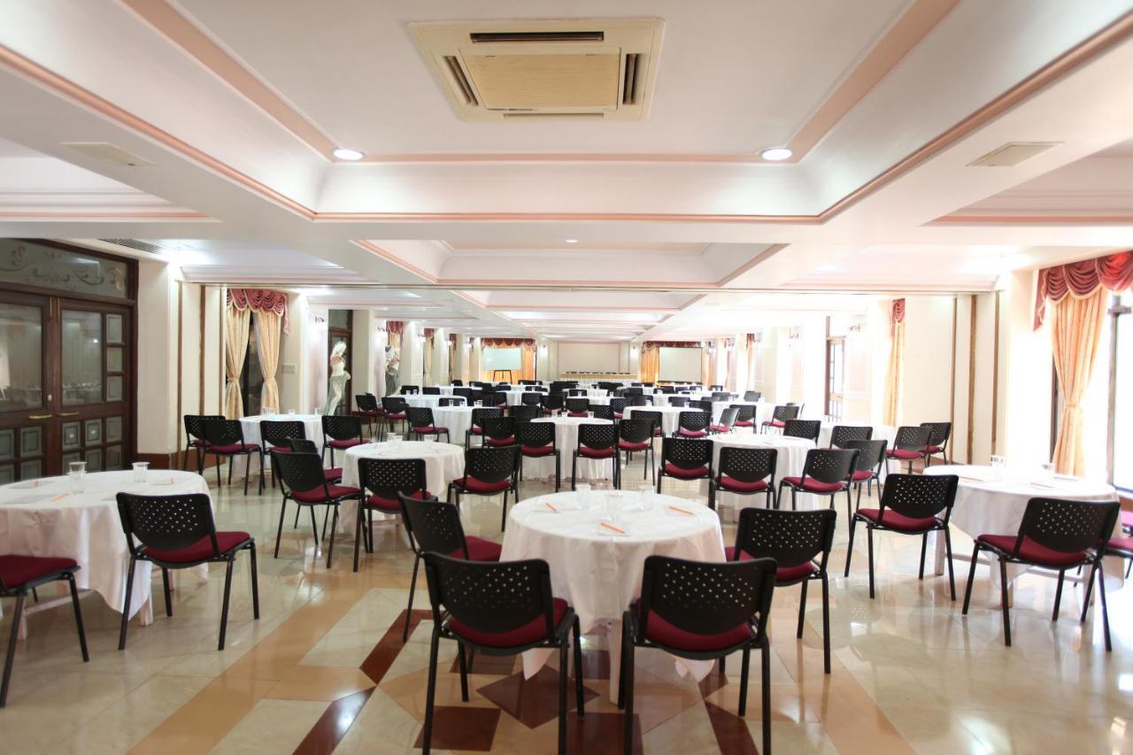 Usha Ascot Otel Matheran Dış mekan fotoğraf