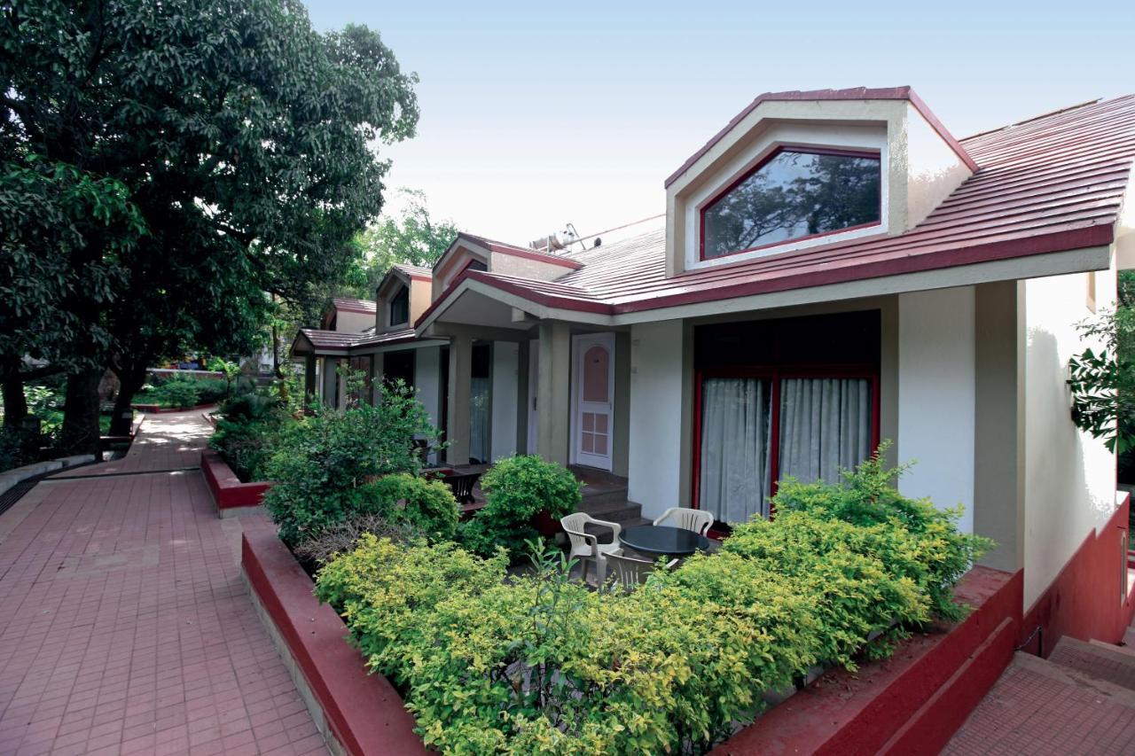 Usha Ascot Otel Matheran Dış mekan fotoğraf