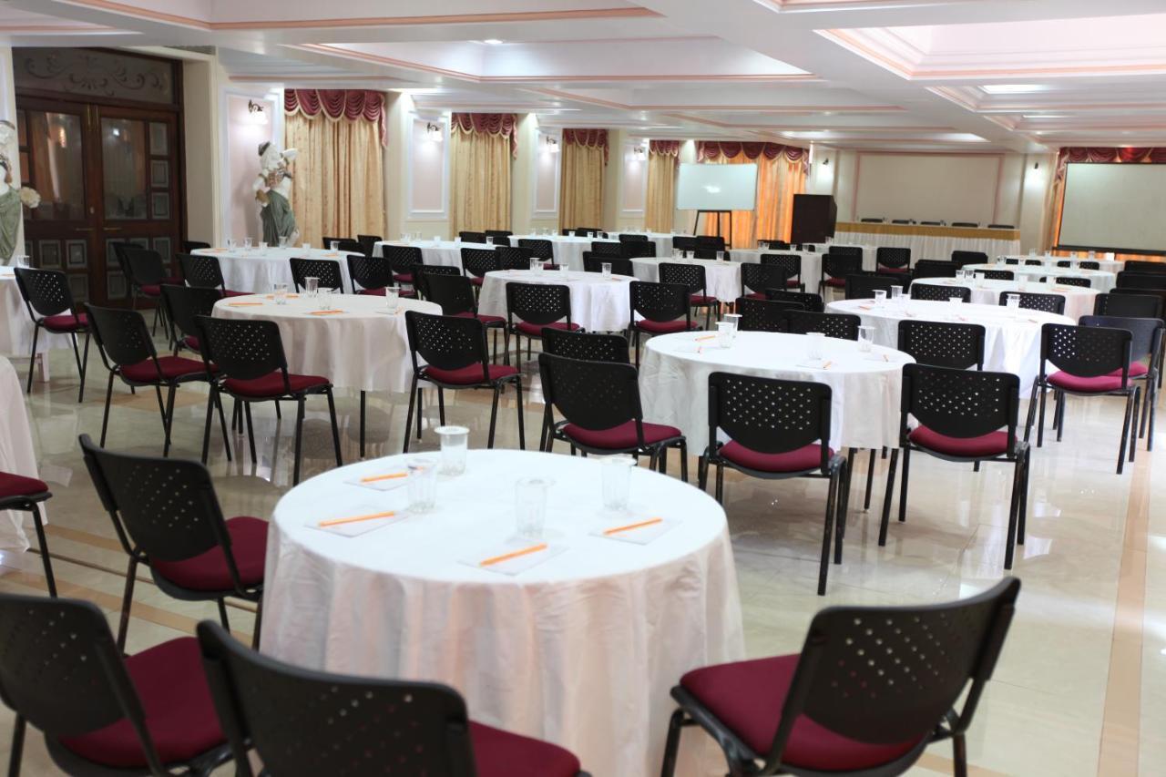 Usha Ascot Otel Matheran Dış mekan fotoğraf